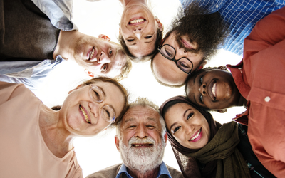 5589eacb-d219-4d14-a7ad-23a7069afea7 Group of individuals who have more mobility following regenerative knee injection for pain relief.