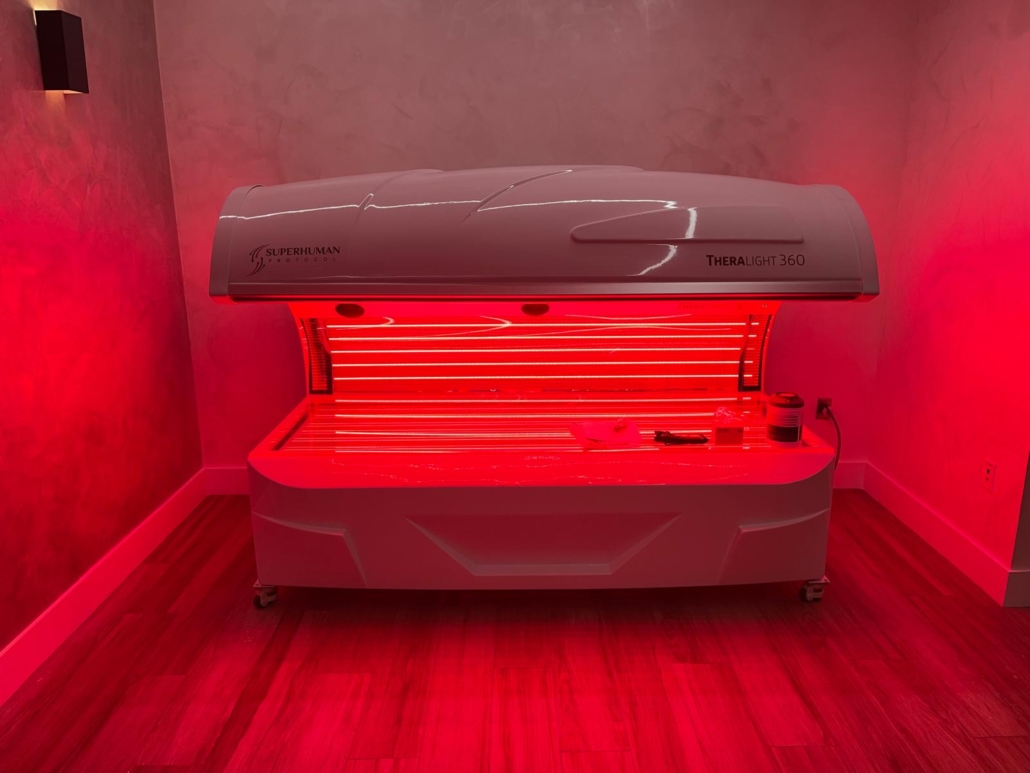 Bed for RLT (redlight therapy) in Miami for regenerating skin for a youthful glow.
